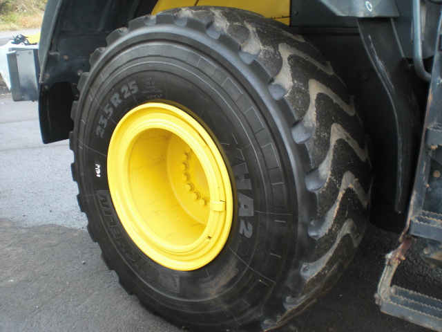 WA380-8 15784 09.JPG